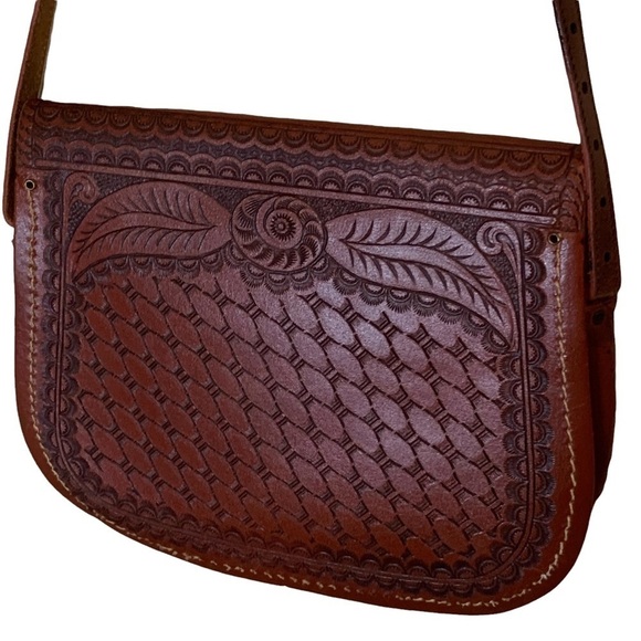Vintage Tooled Leather Boho Purse - Picture 3 of 9
